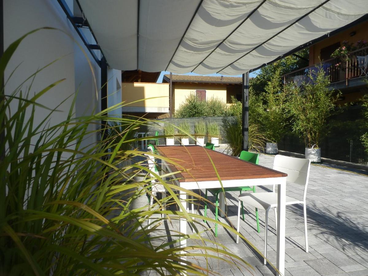 Bed and Breakfast Bb Sharingloft Sirmione Exterior foto
